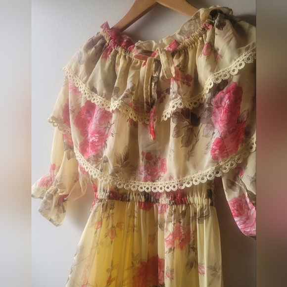 Long yellow floral dress - Picture 4 of 5